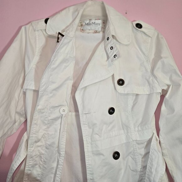 MaxMara Vintage White Short Trench Coat with Belt, Size S - Picture 7 of 16